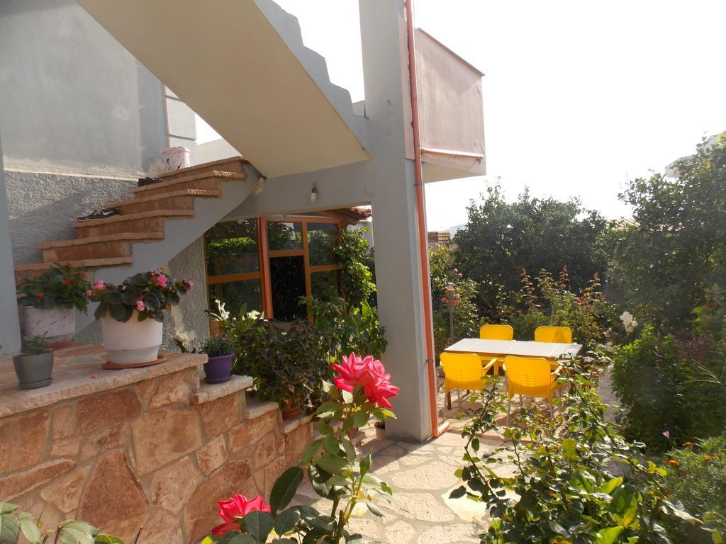 Natural Holiday Houses Ksamil Exterior foto